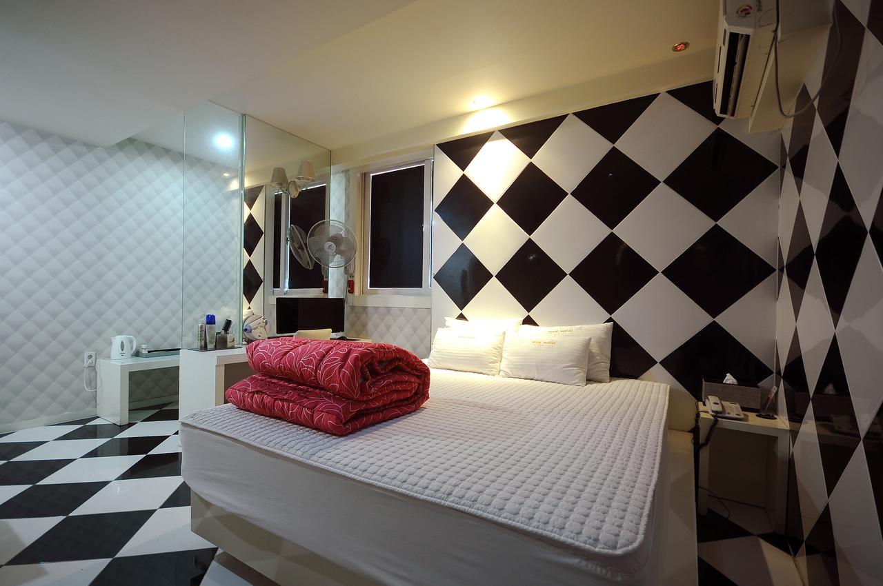 Wow motel 2*