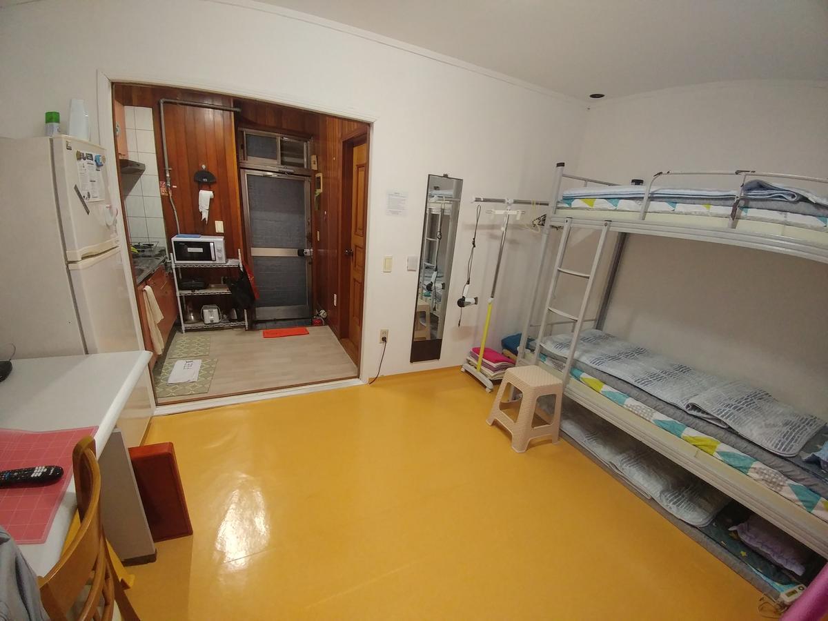 Exclusive Use Whole House For Apartment