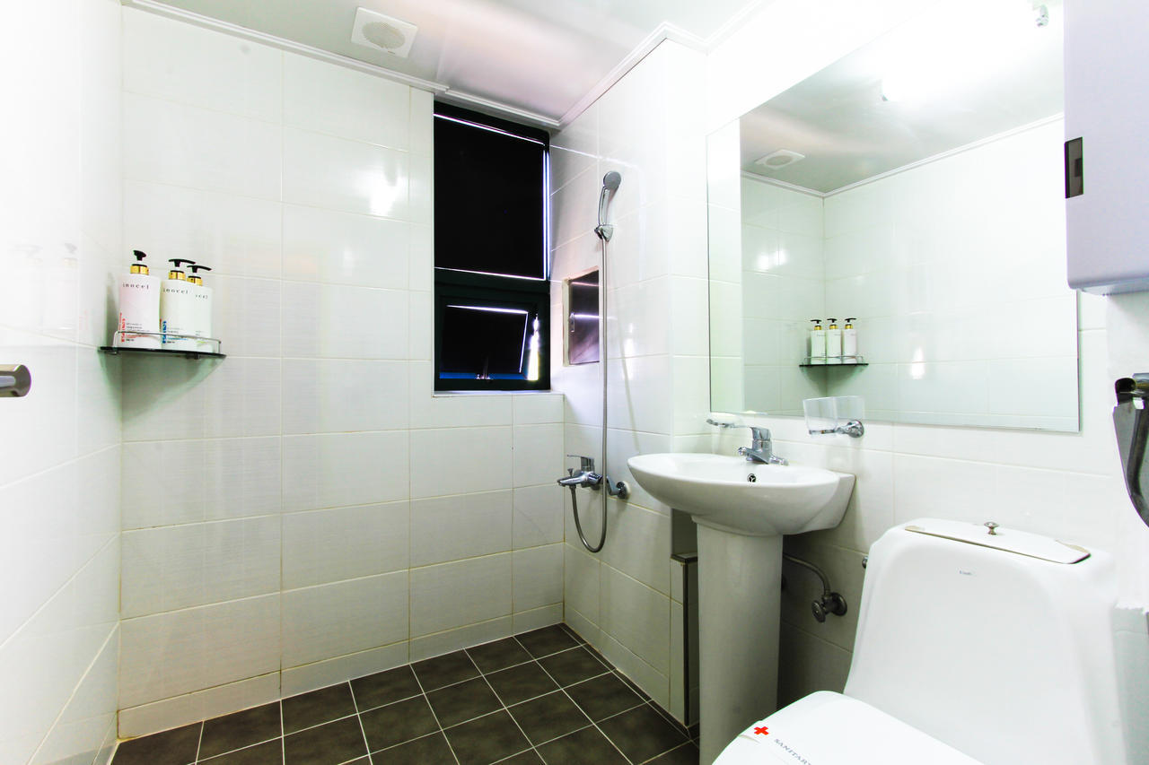 Motel Apple 2*