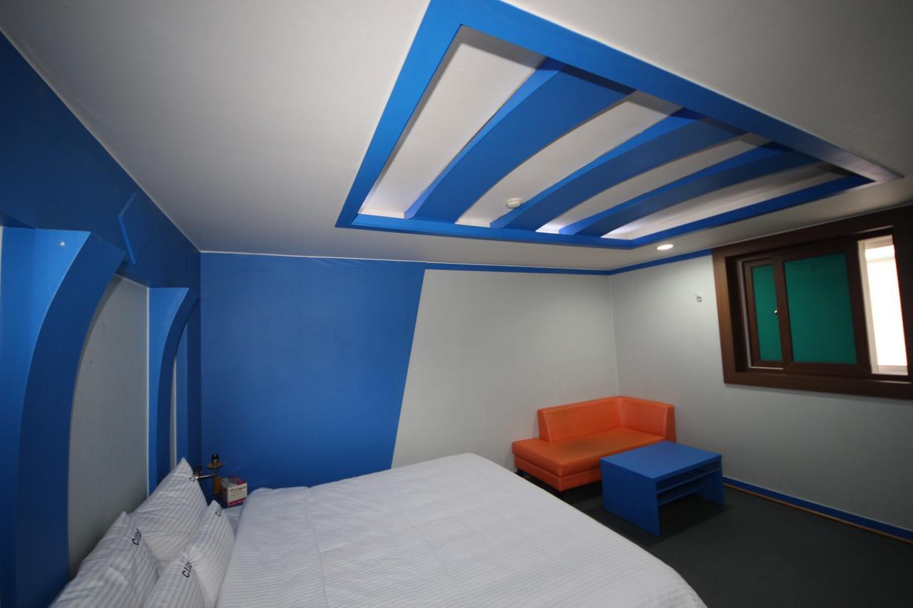 Click 21 Motel Busan