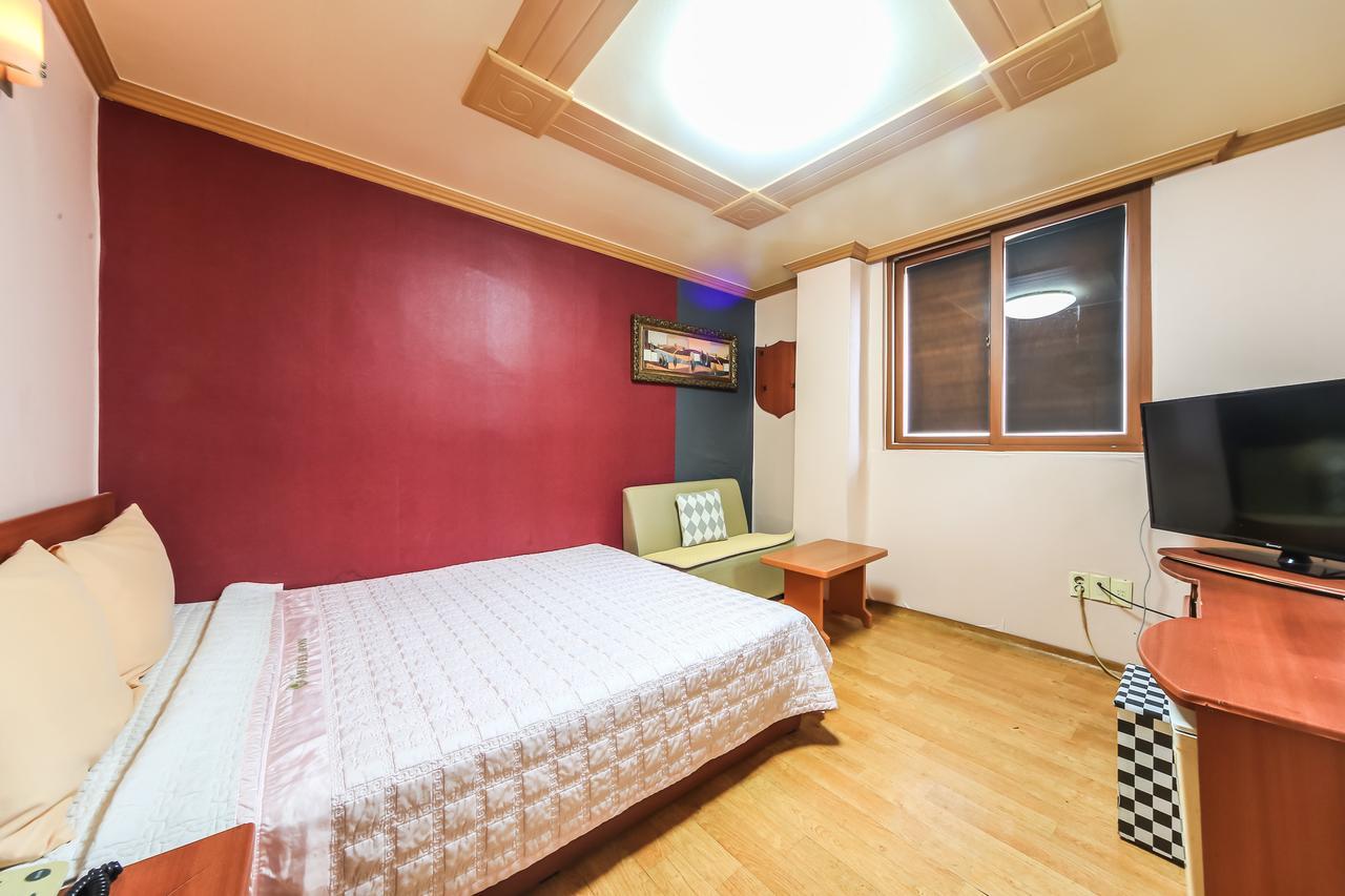 Motel Nampo One
