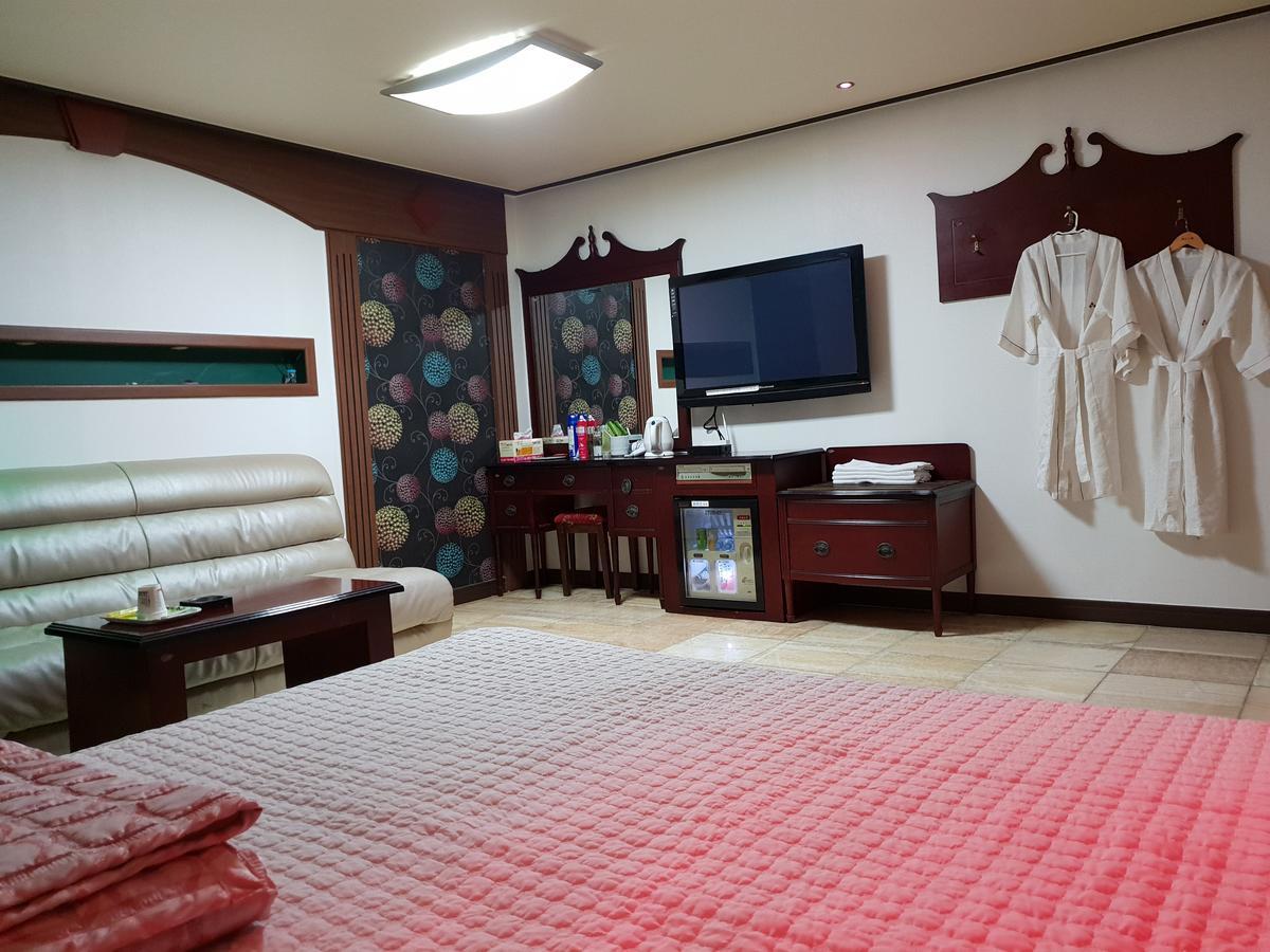 Plus Motel Motel Busan