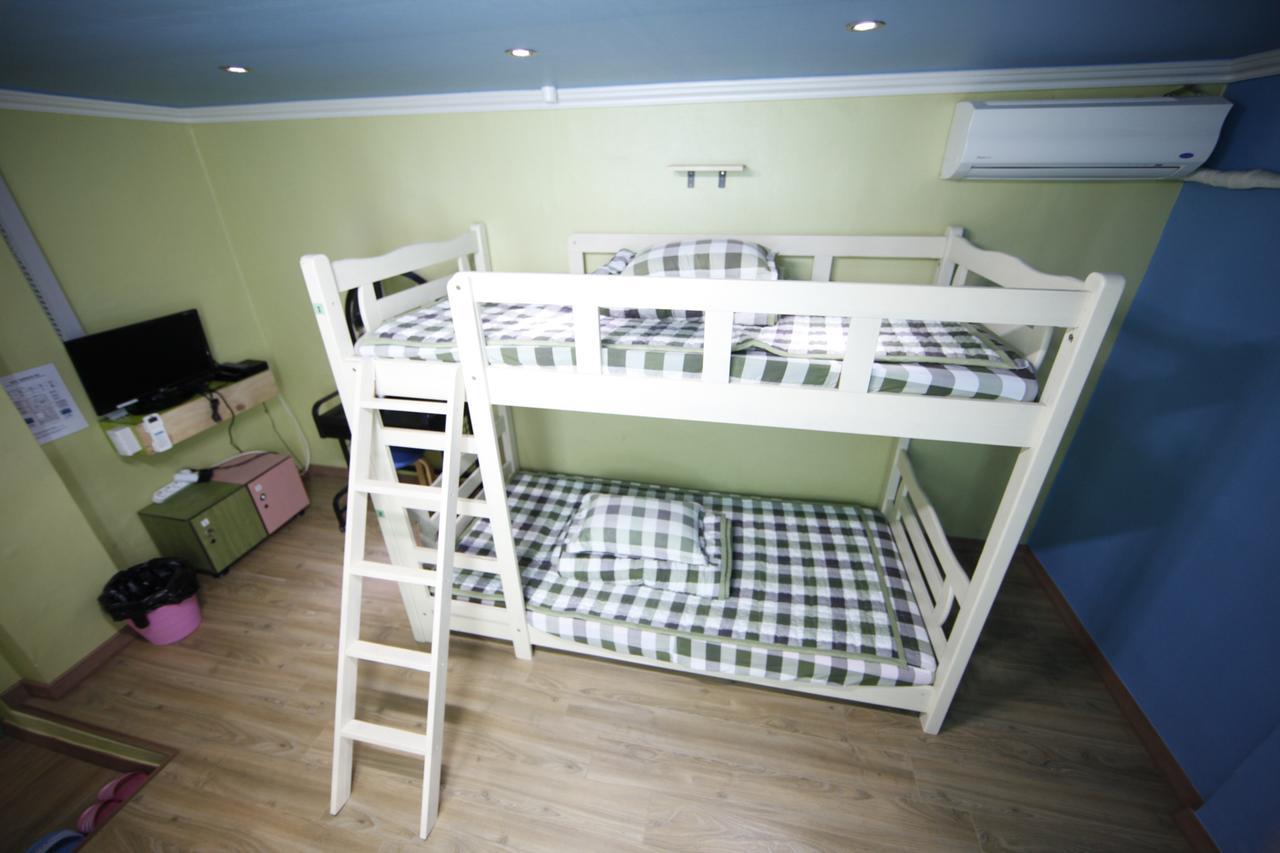 Bluefish Guesthouse Guest house Busan