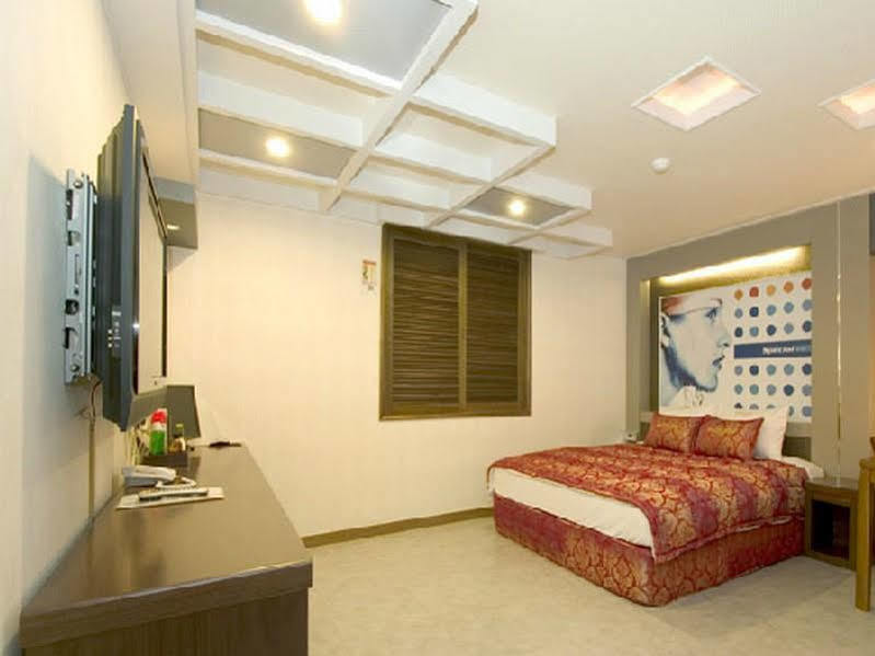 Special Hotel 2*