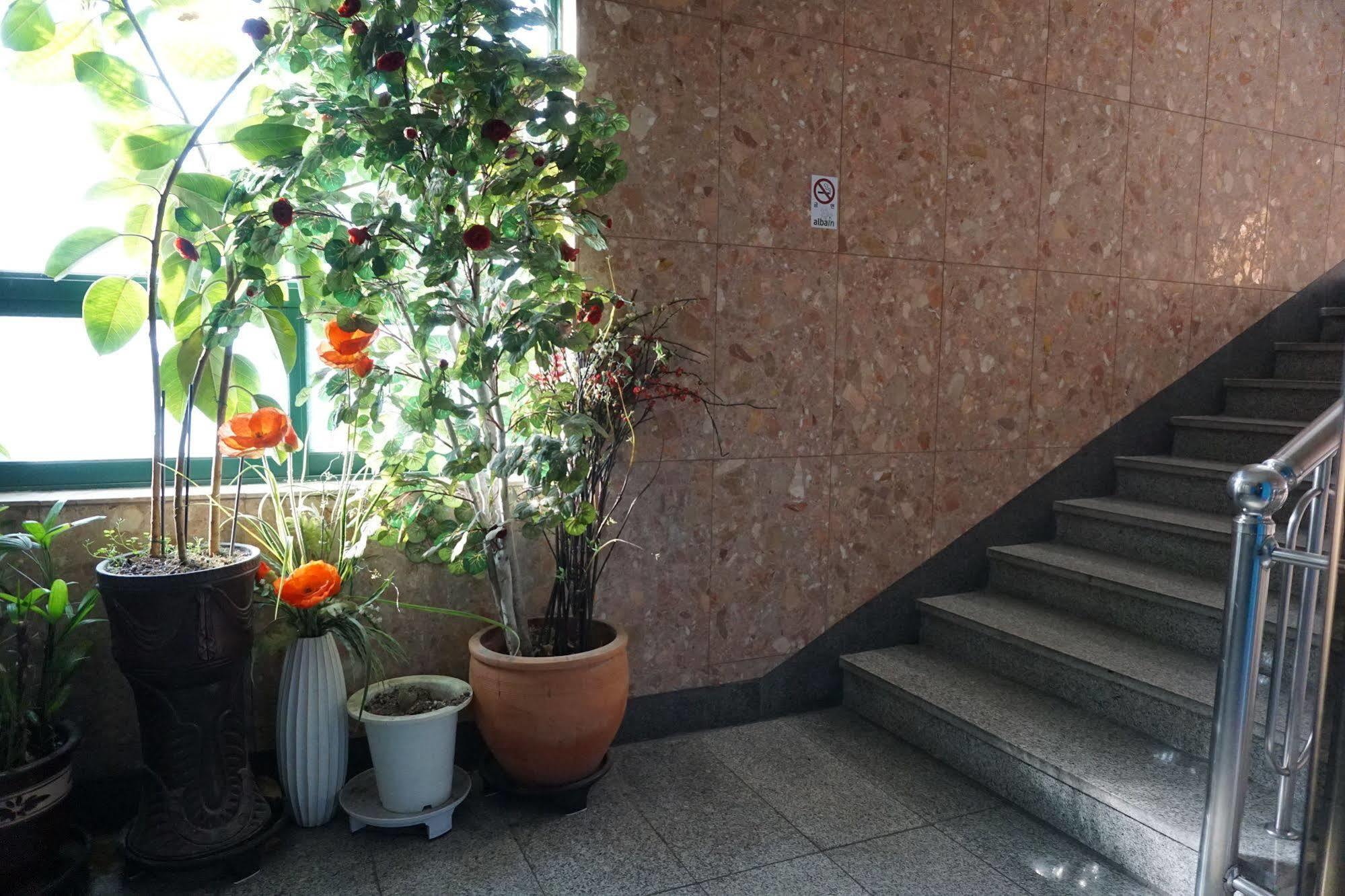 Grand Motel Busan