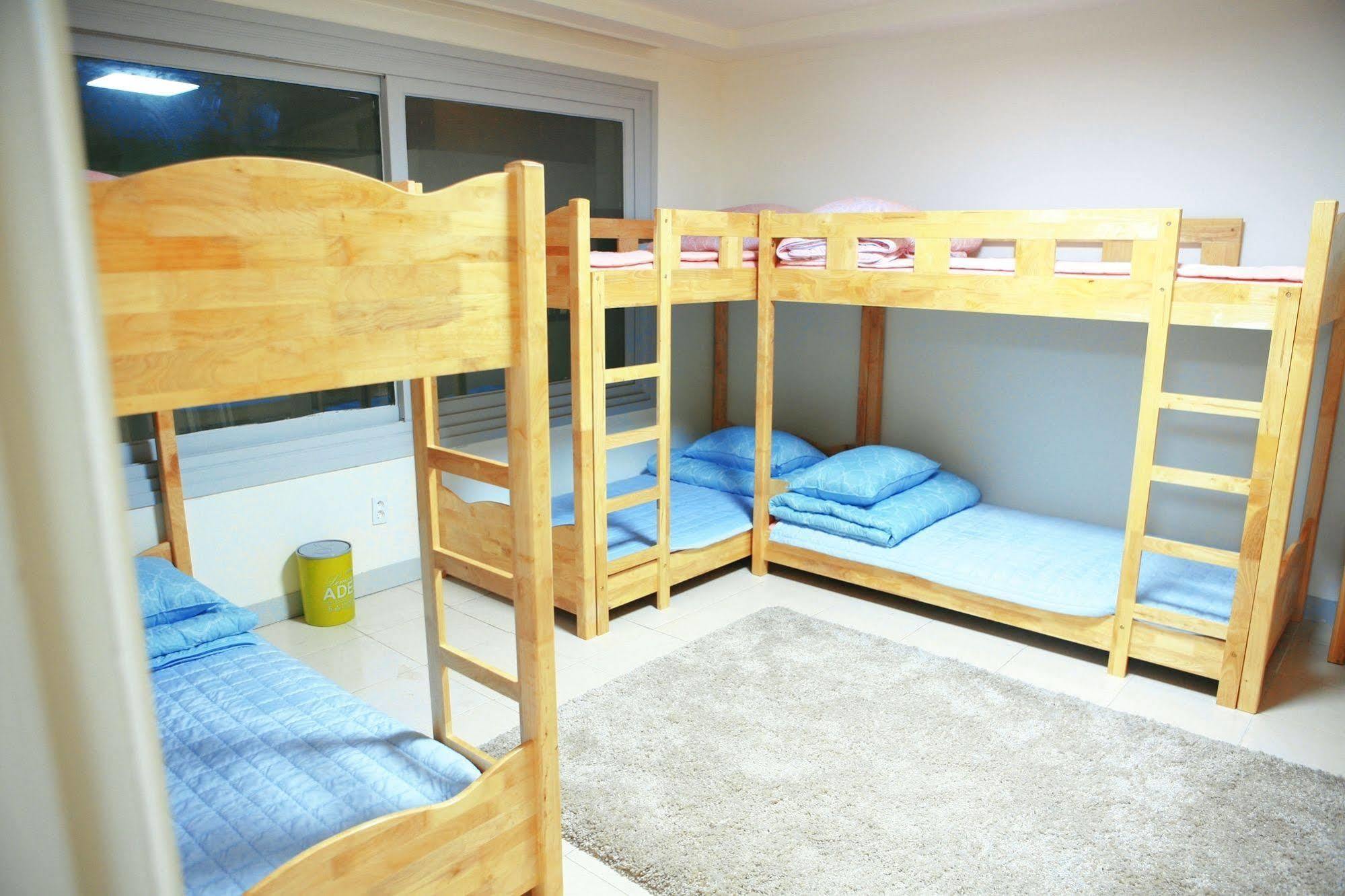 Mate Hostel *
