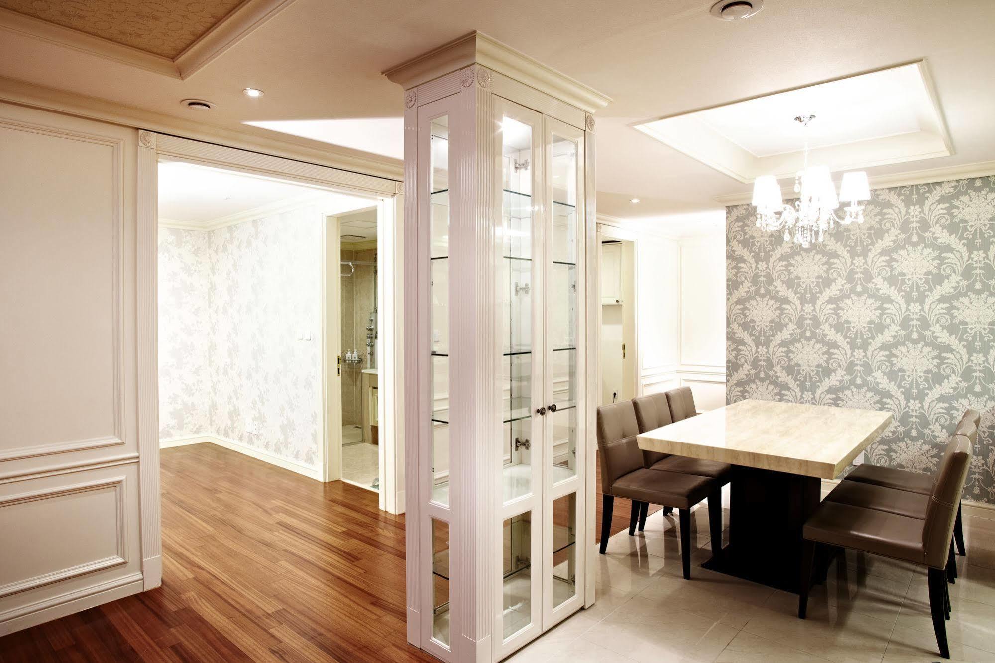 Pale De Cz Lct House Busan