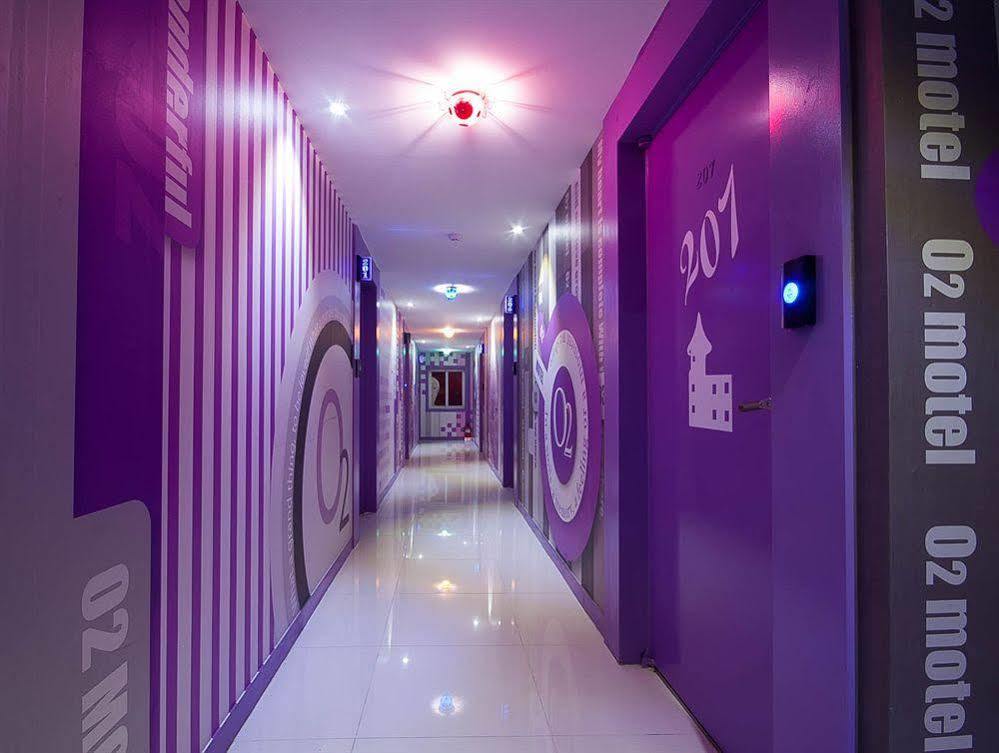 Hotel O2