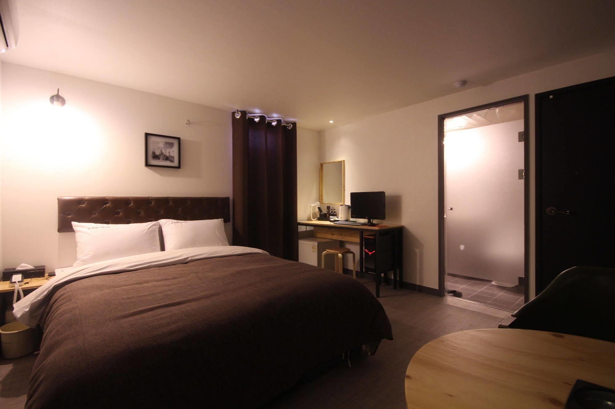 Motel The Lua Busan