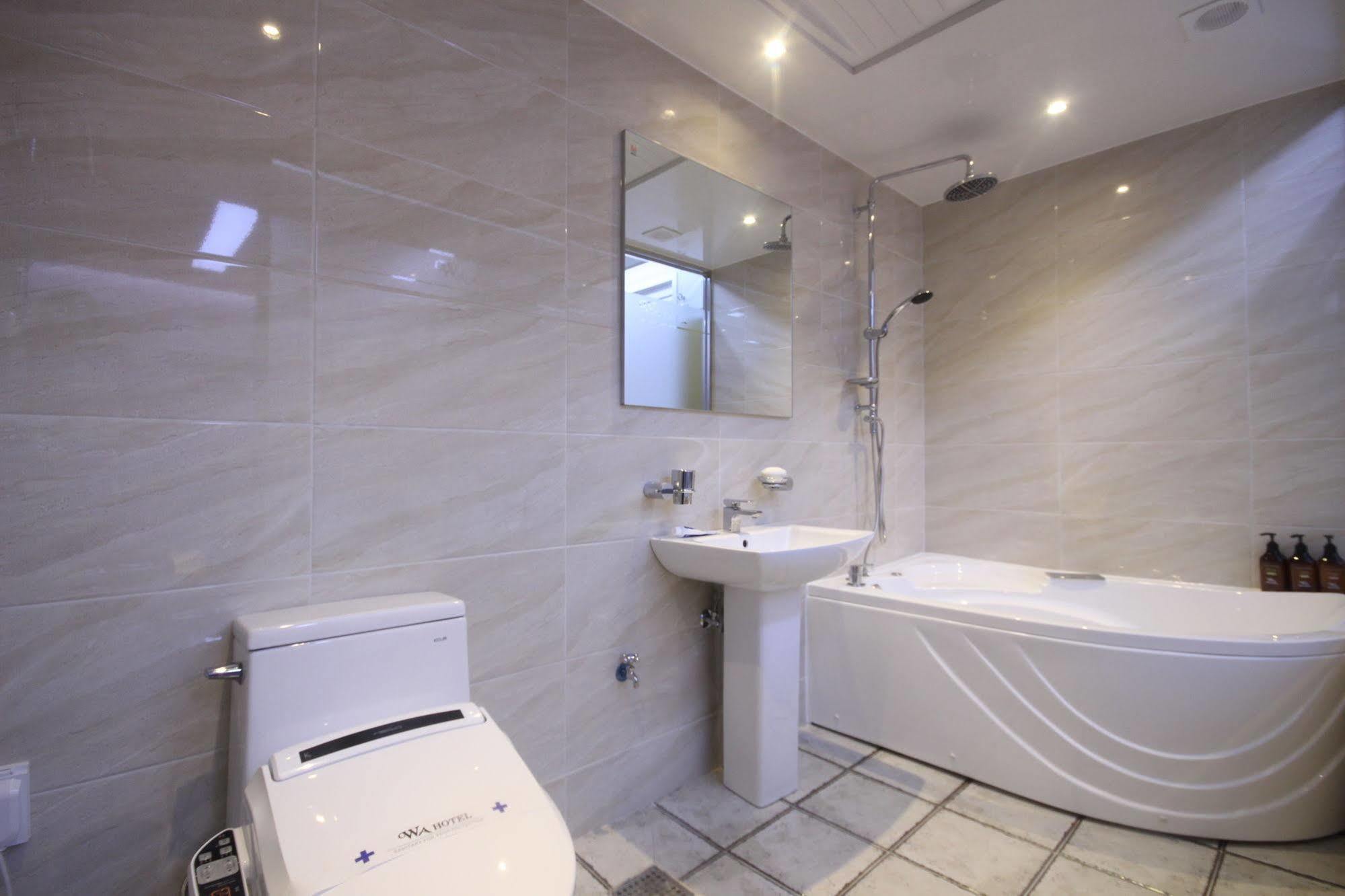 Wa Nampo Hotel 3*
