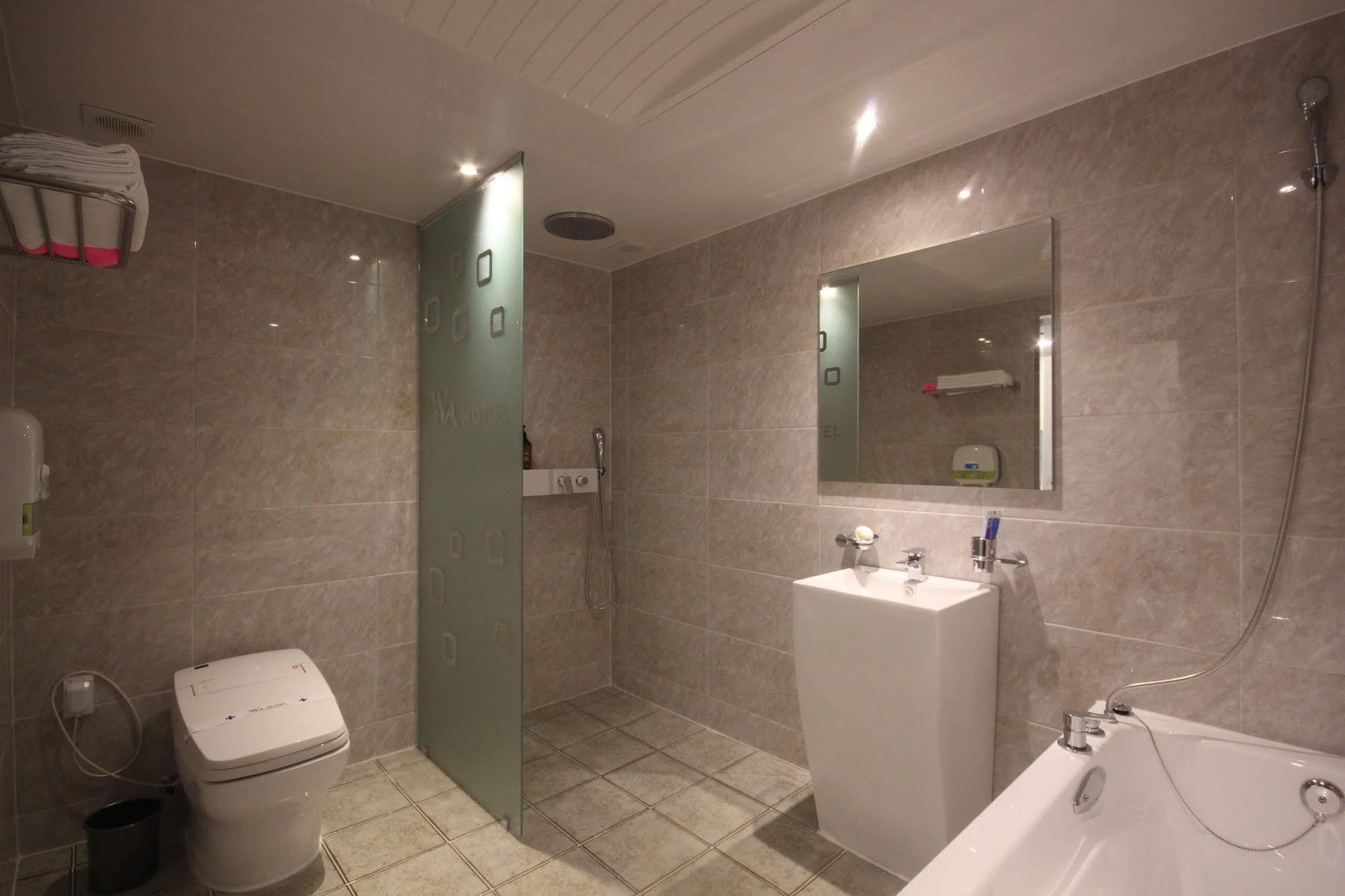 Wa Nampo Hotel