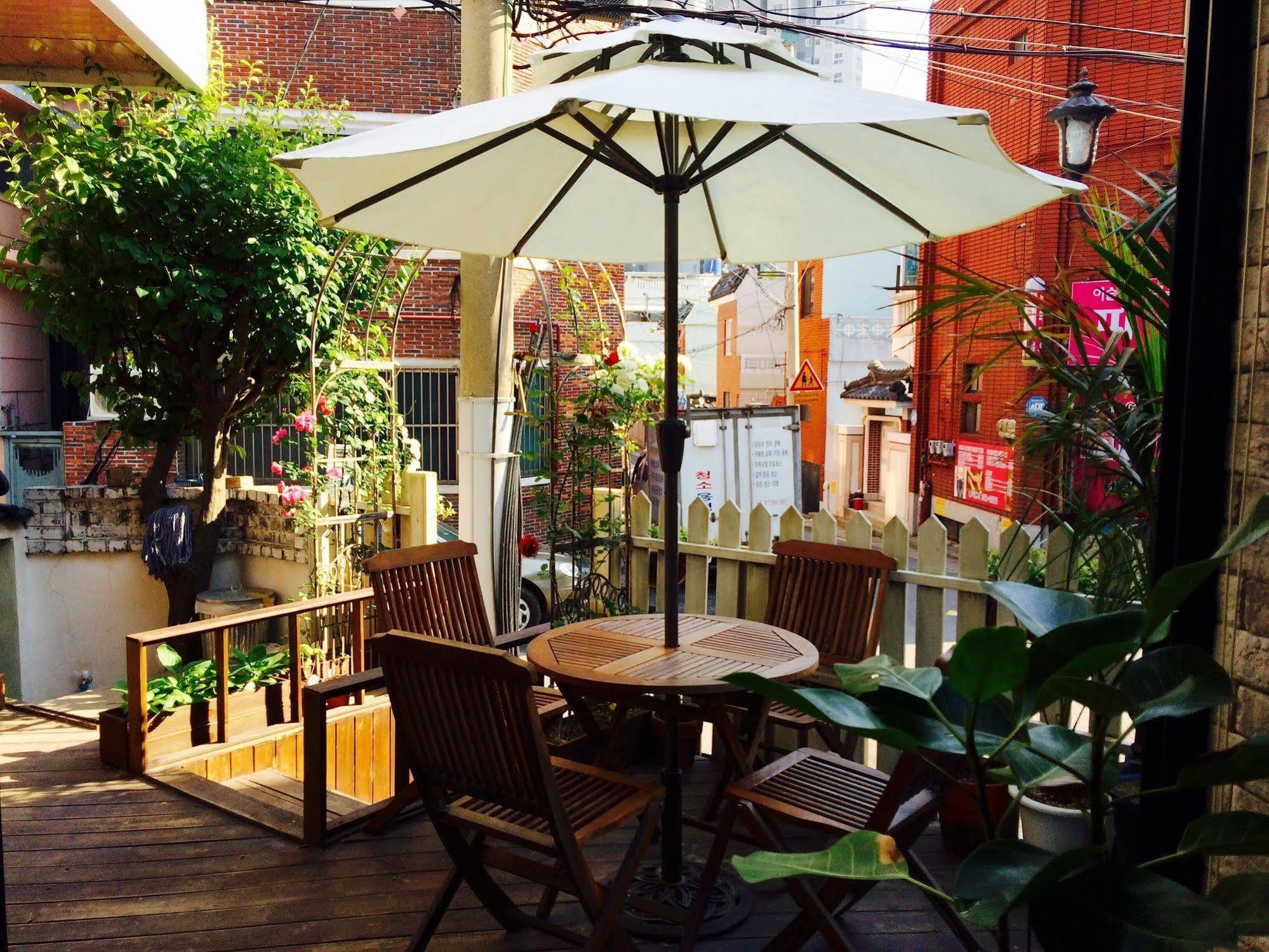 White Island Bed & Breakfast Hostel Busan