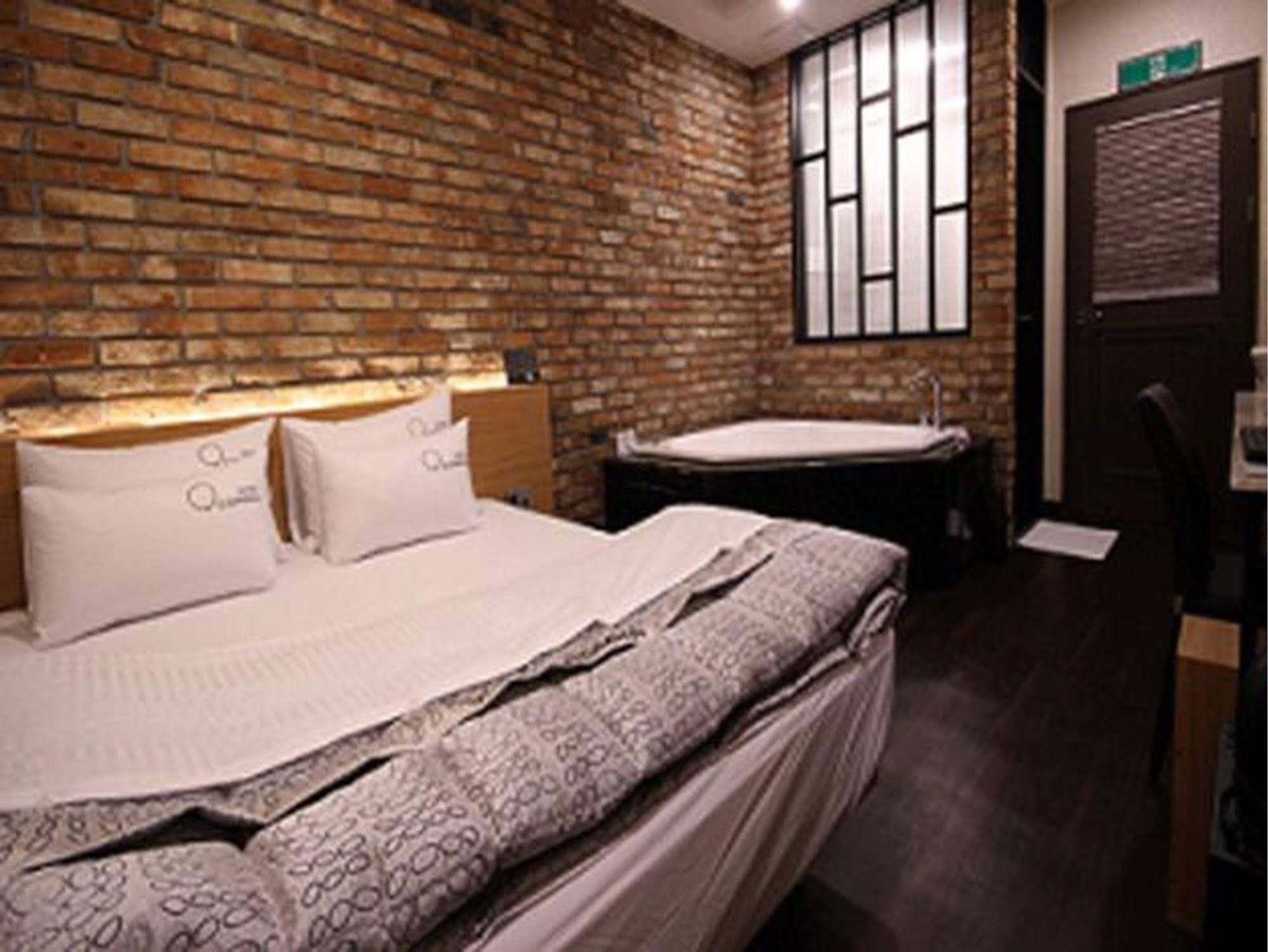 Hotel Nampo Comma Busan