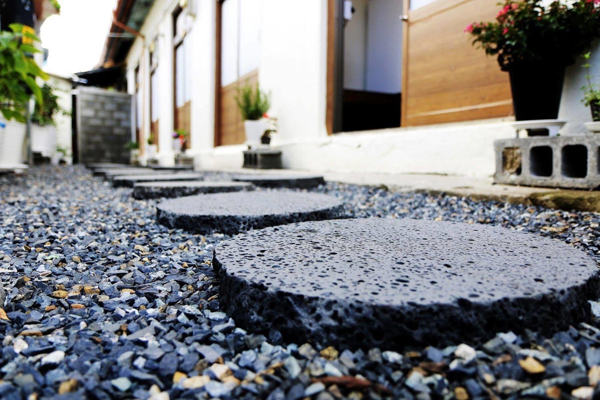 Rumah tetamu Dodam Busan