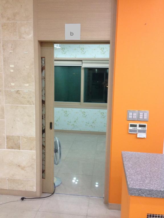 Champ Apartment Busan