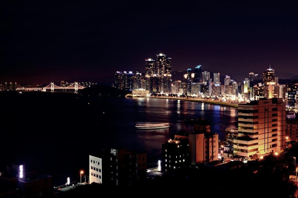 Champ Apartment Busan
