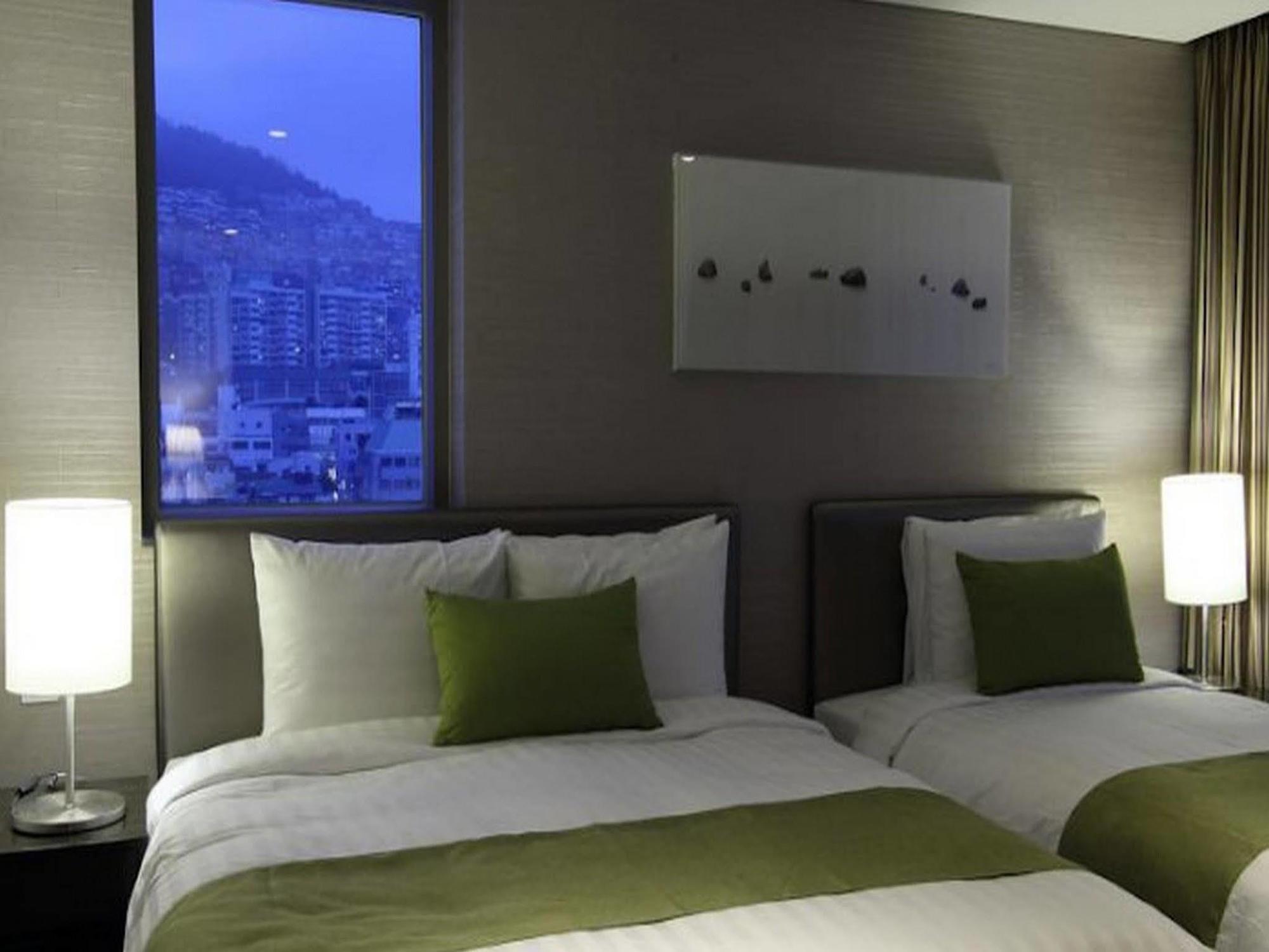 Khách sạn Aventree 3*