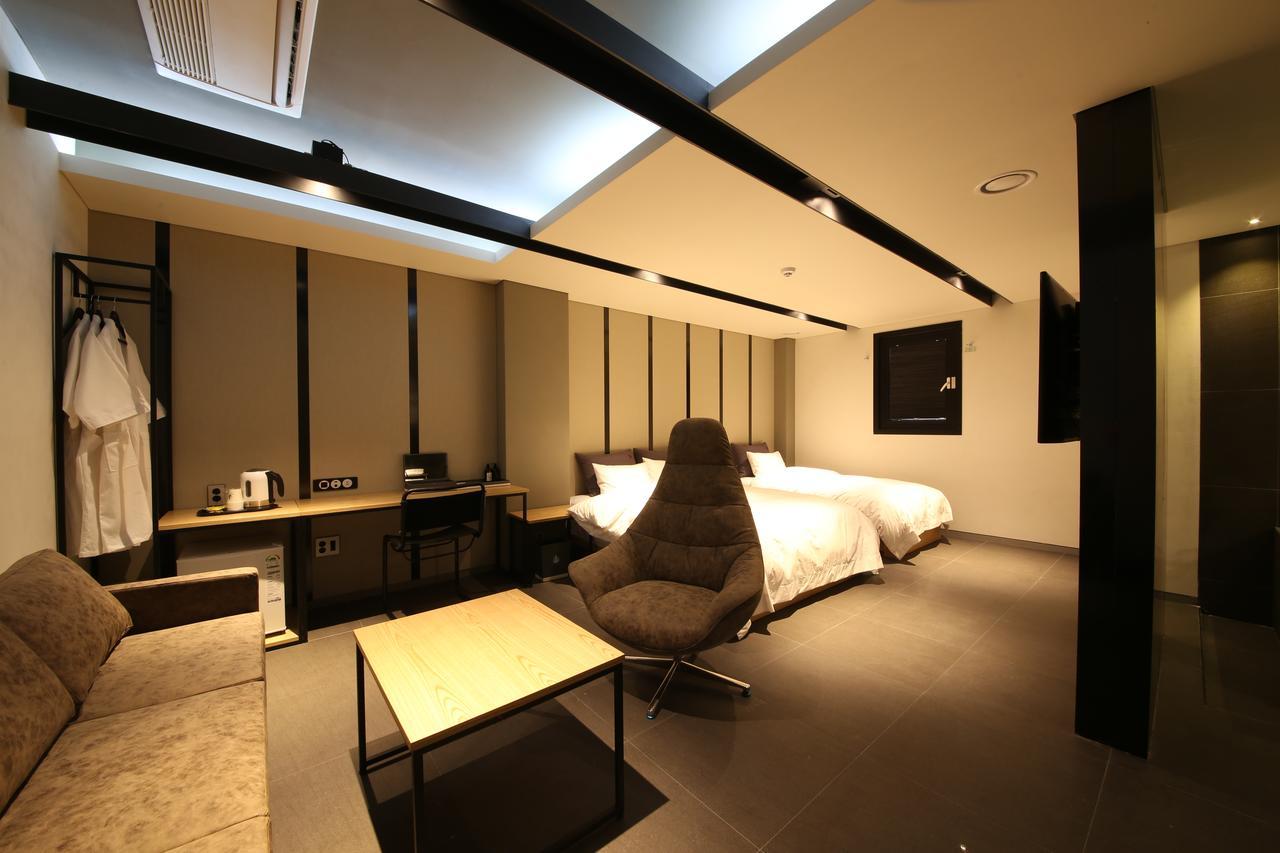 Hotel Yeoubi Songjeong 2*