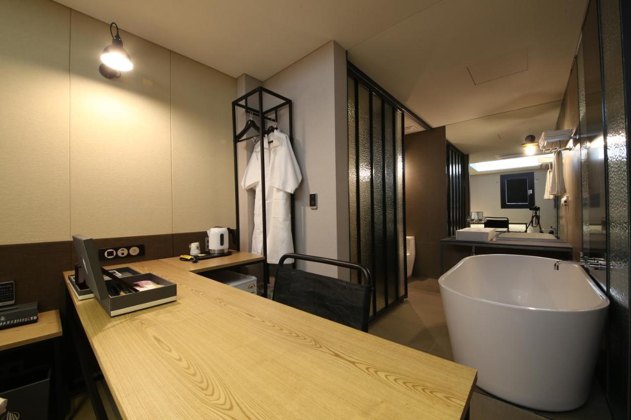 Hotel Yeoubi Songjeong 2*