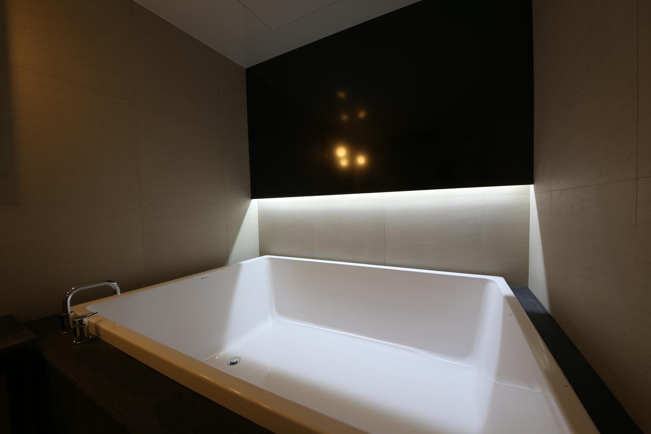 Yeoubi Songjeong Hotel