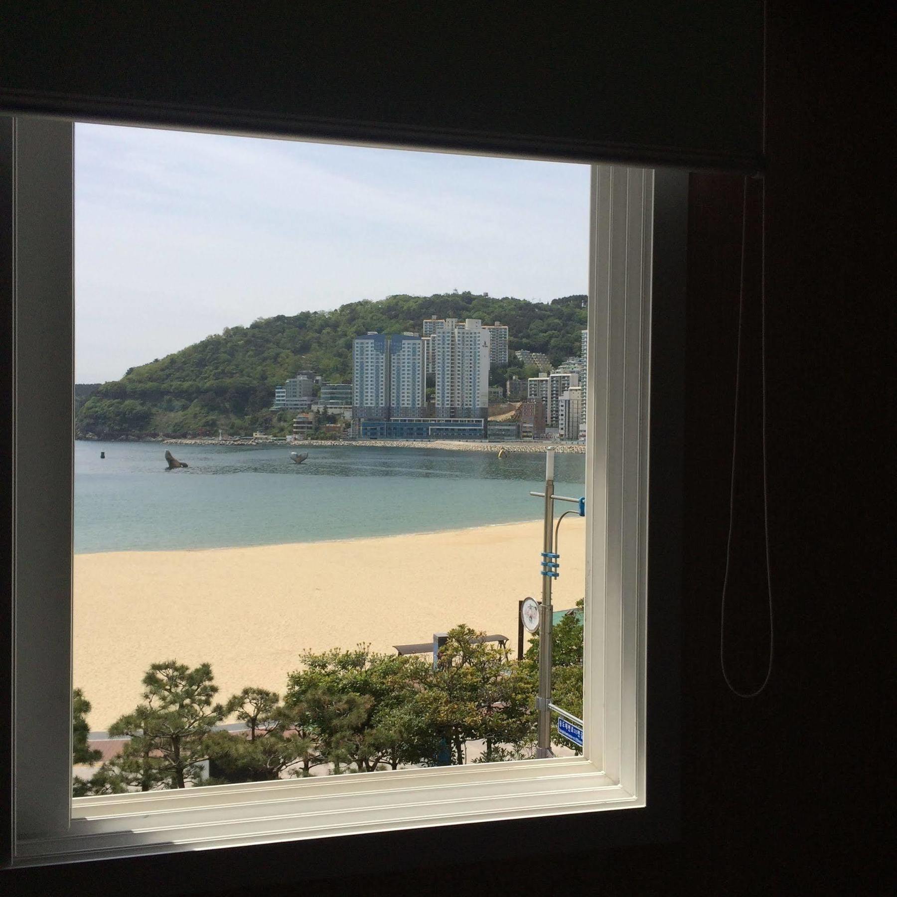 Yellow Songdo Hotel 2*