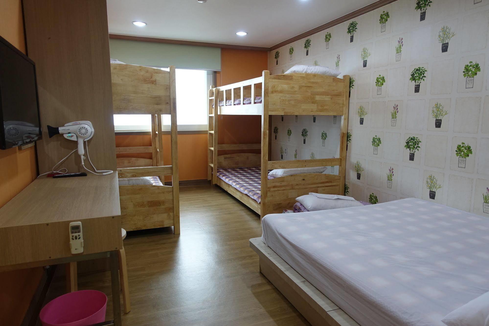 Yellow Songdo 2* Busan