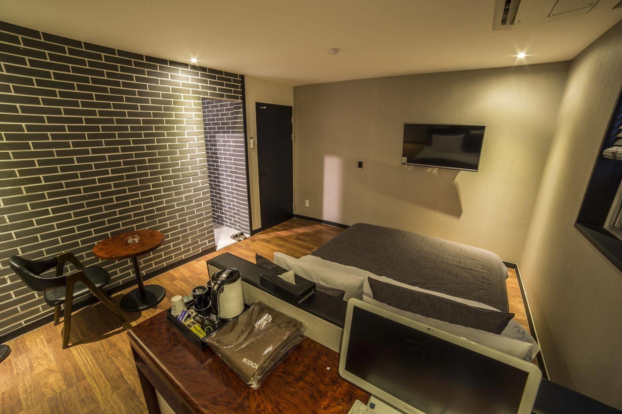 Kozaza Hotel 2*