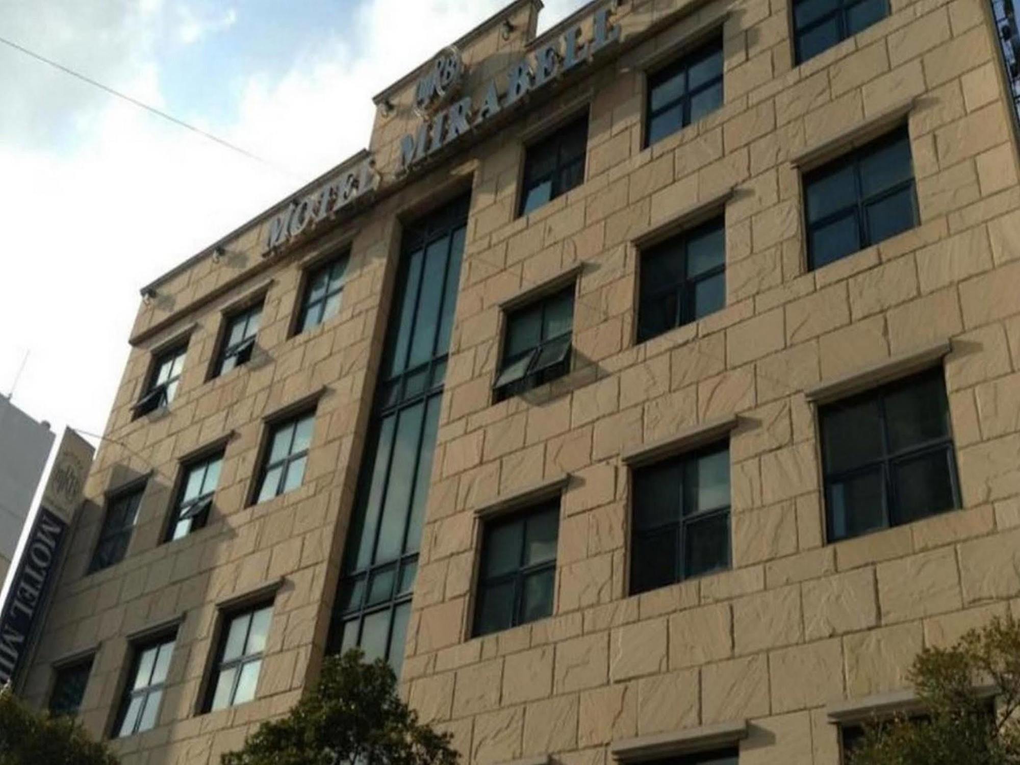 Nhà nghỉ Mirabell 2*