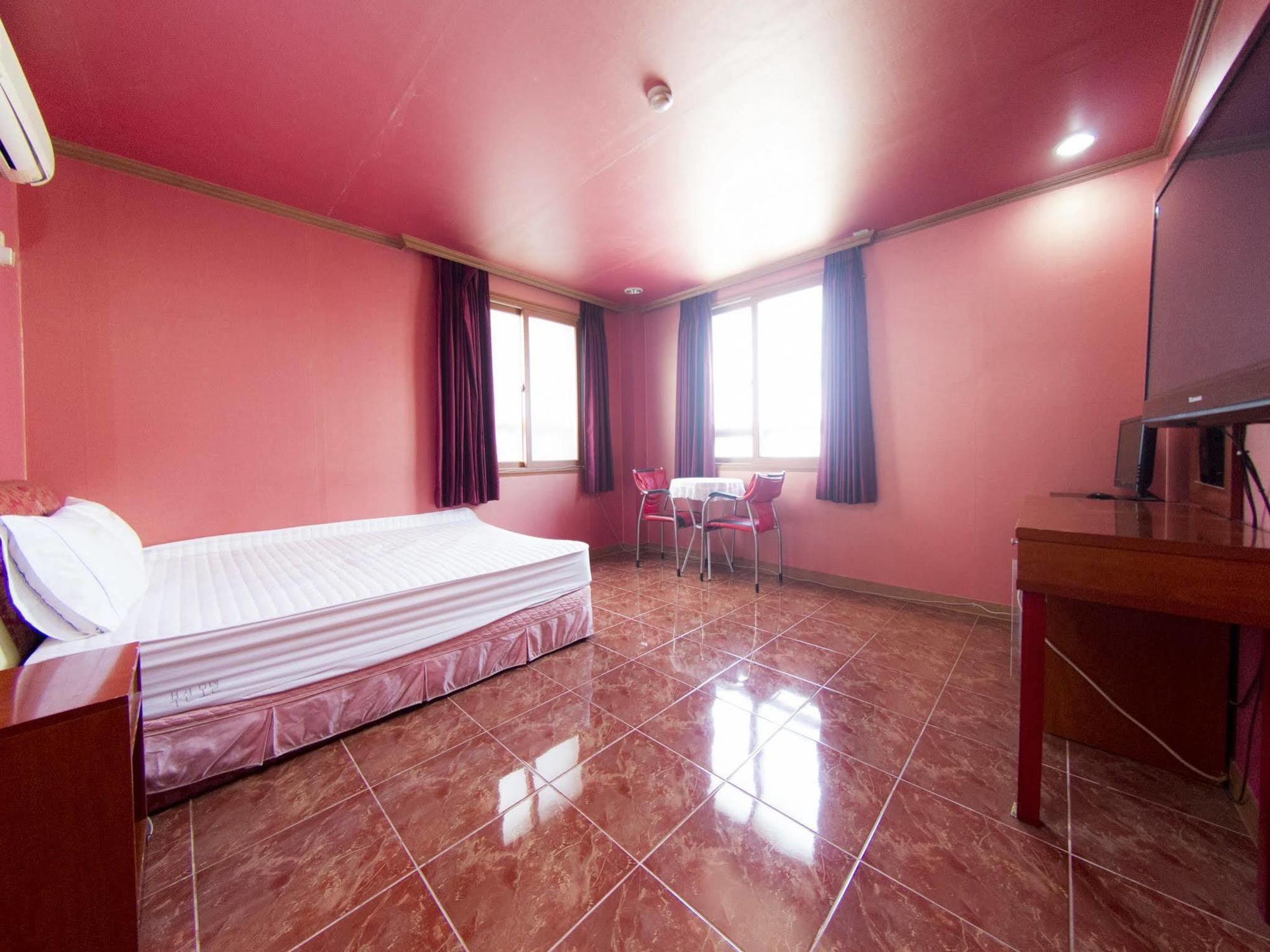 Centum Motel
