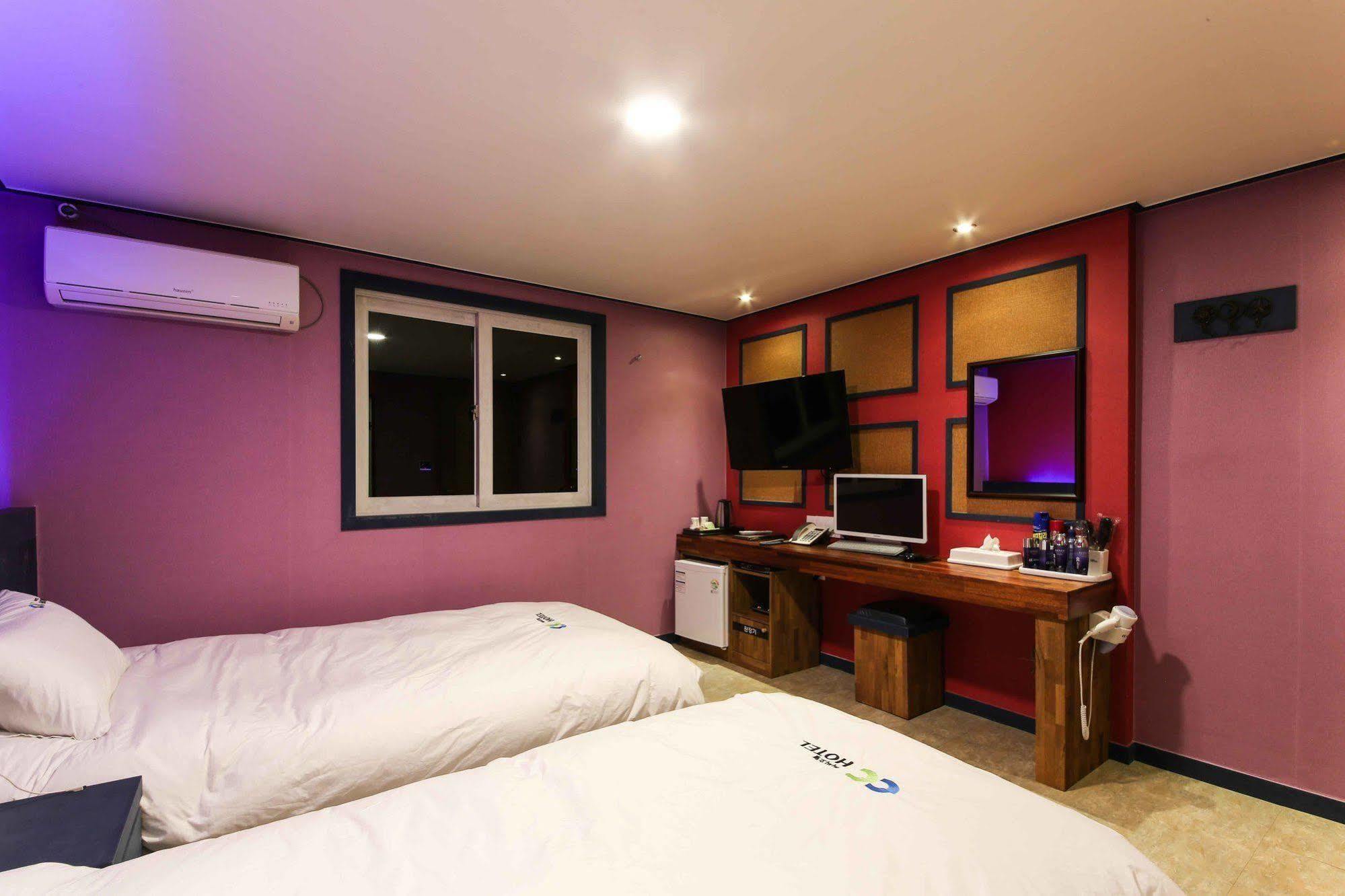 Cc Business Khách sạn 2*