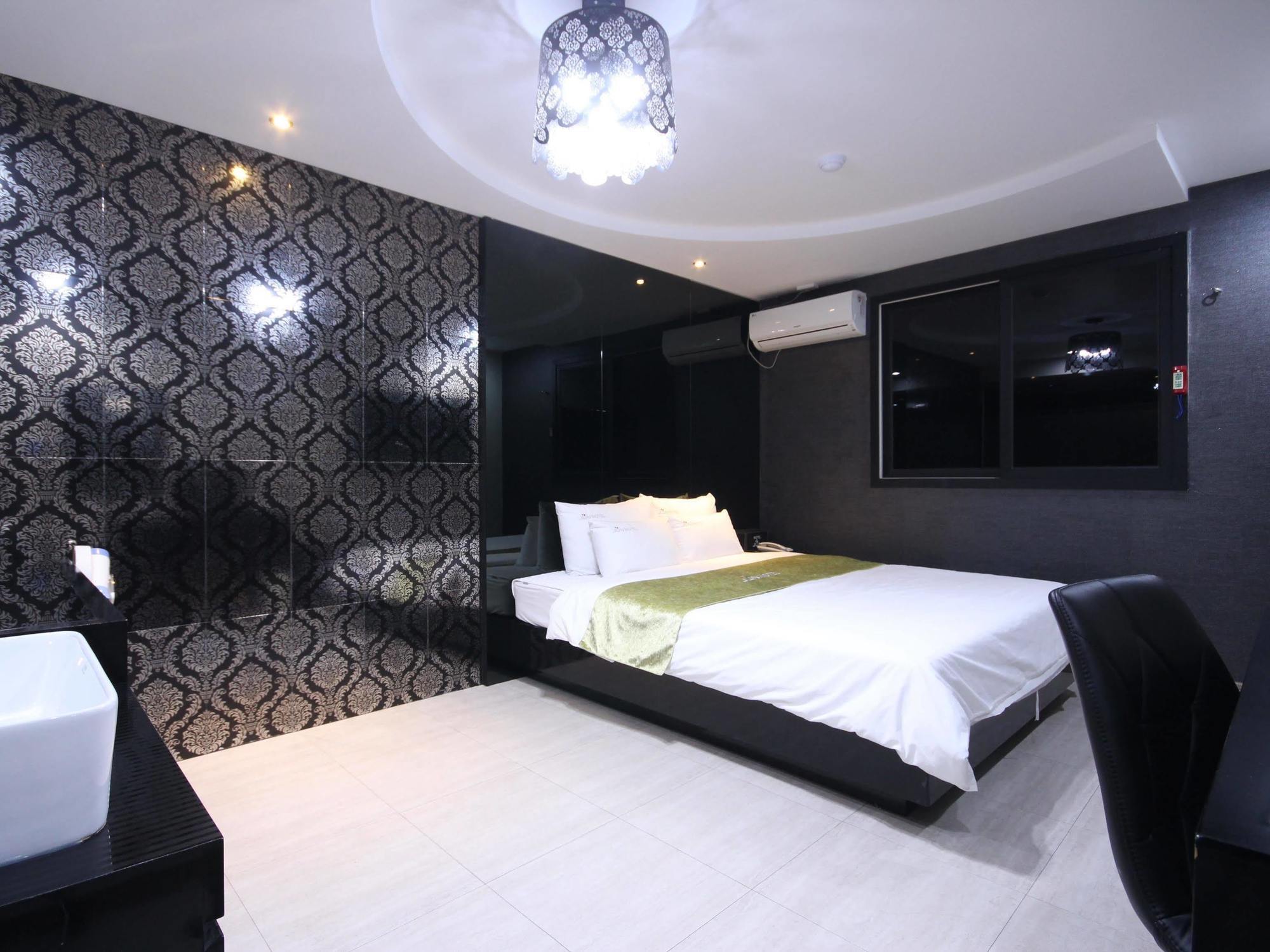 Motel June Haeundae