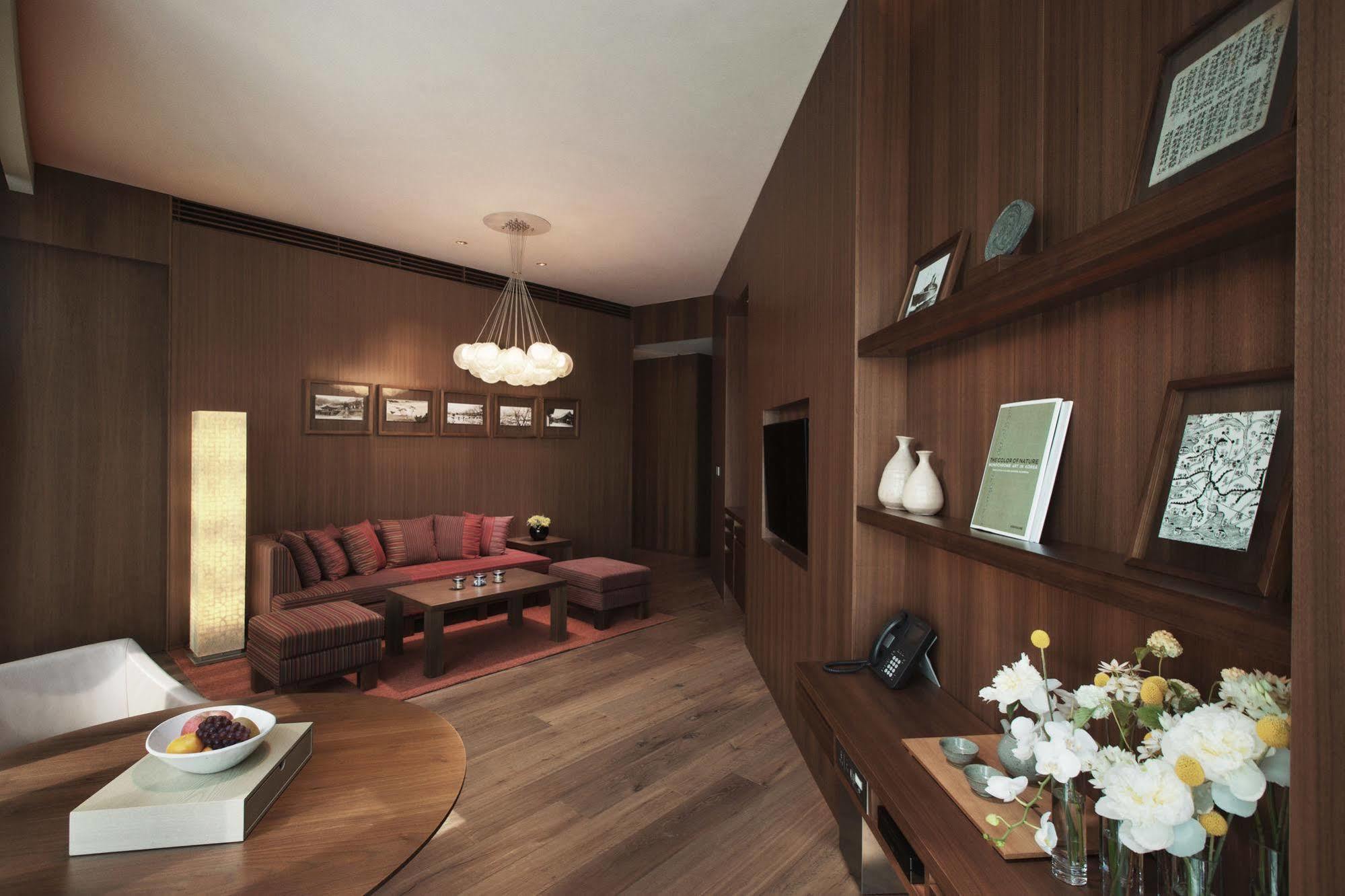 Park Hyatt Hotel 5*