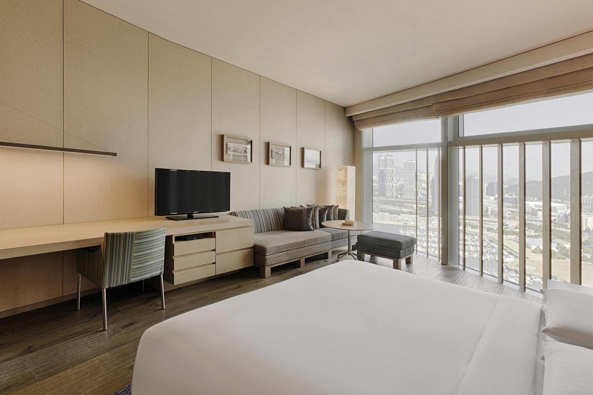 Park Hyatt Hotel