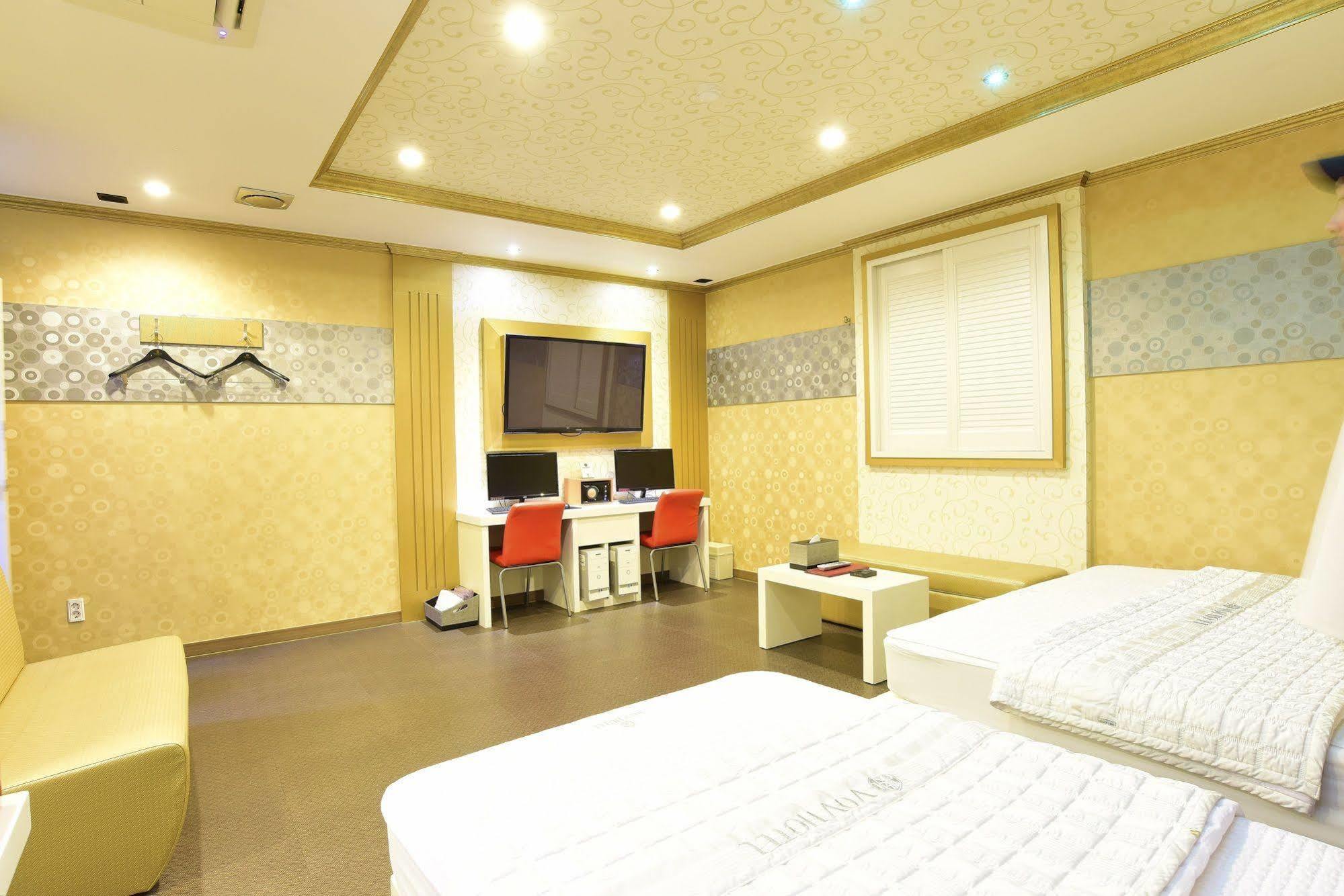 Vovtel Motel 3*