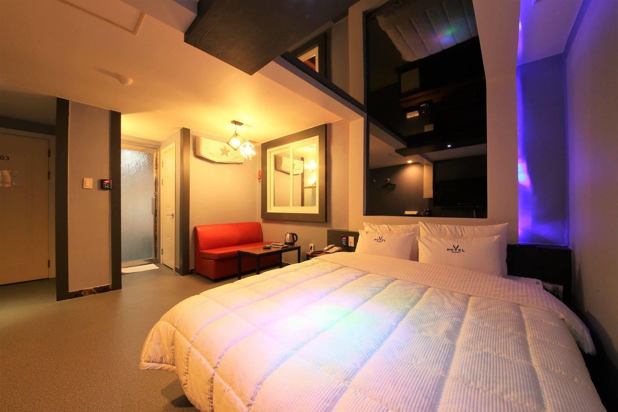 Vovtel Motel