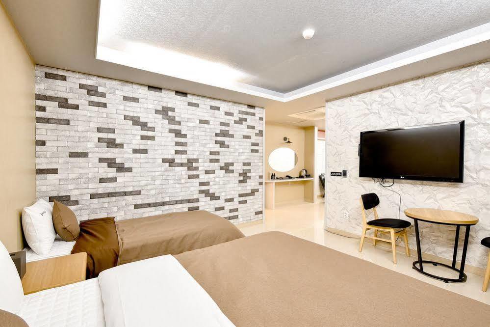 Ignis Oncheonjang Hotel
