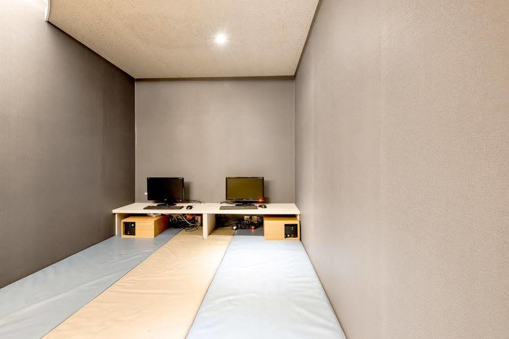 Ignis Oncheonjang Hotel 2*