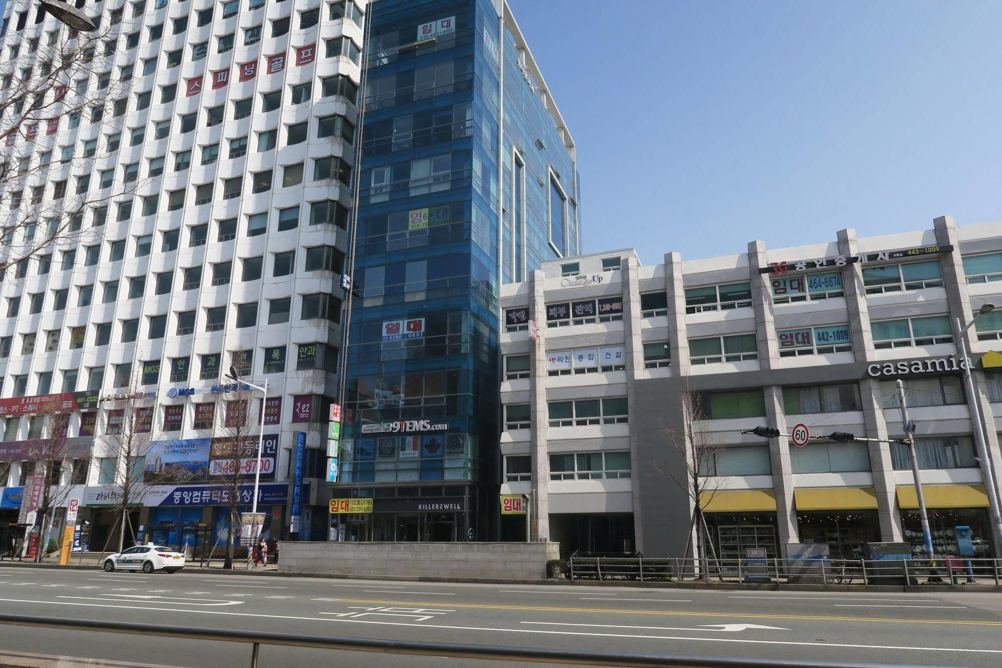 Hyu+ - 2* Busan
