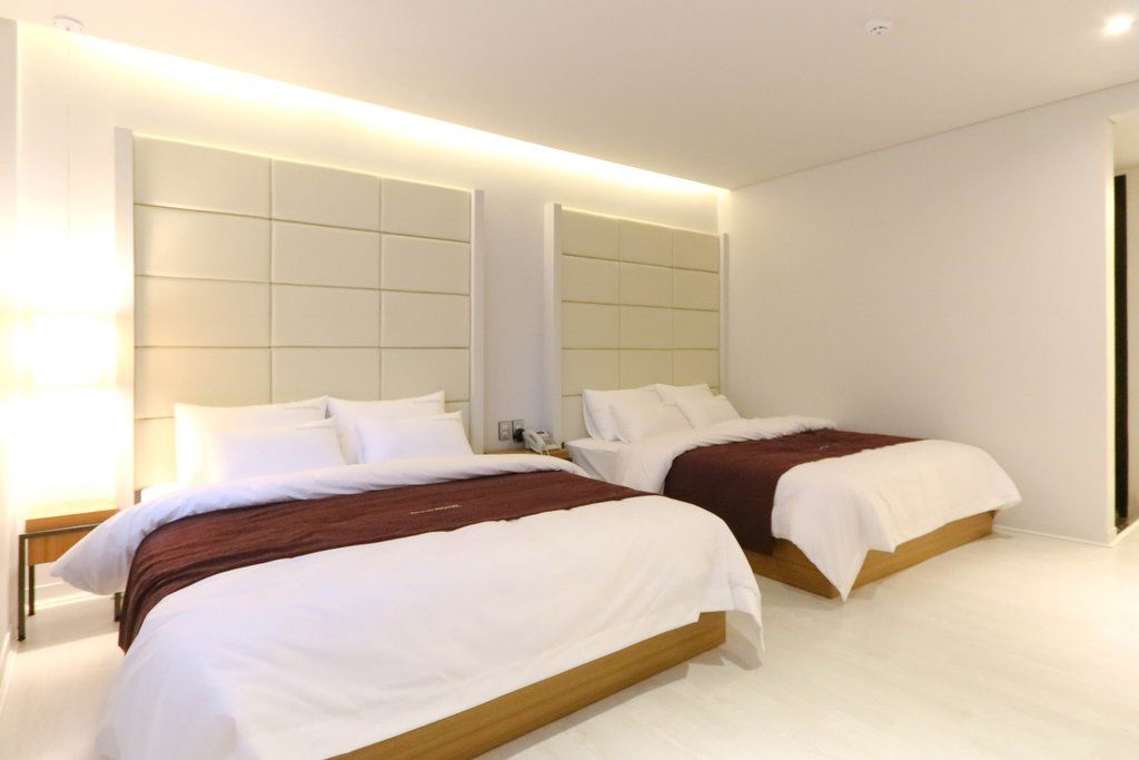 Hotel In 3*