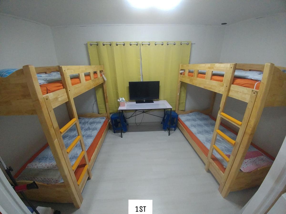 Exclusive Use Whole House For