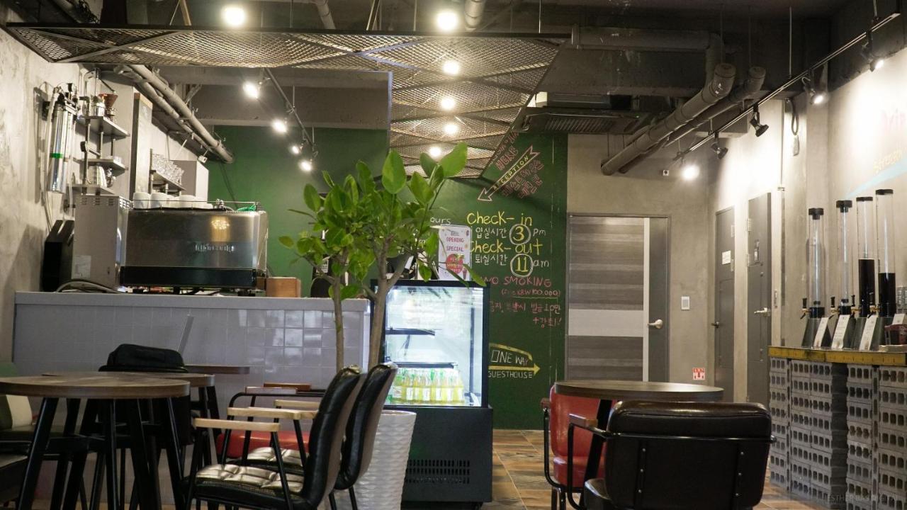 One Way Guest house Busan