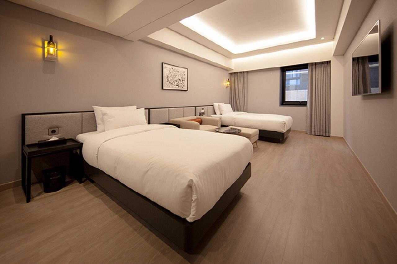 Hotel Hound Yeonsan Busan
