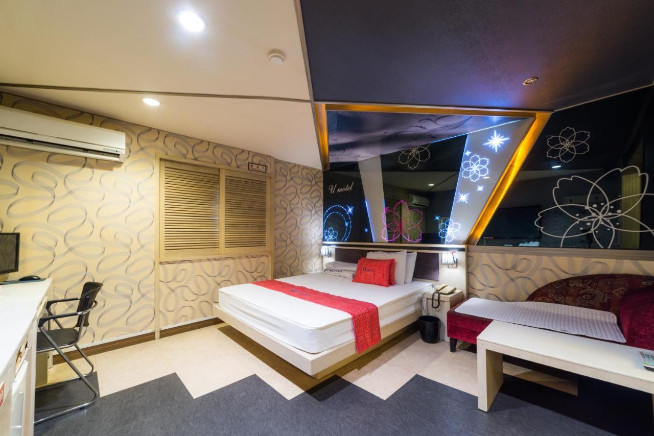 Hotel U 2*