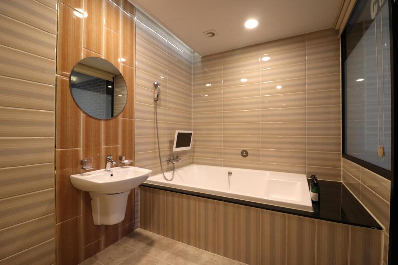 Hotel Airport 3*