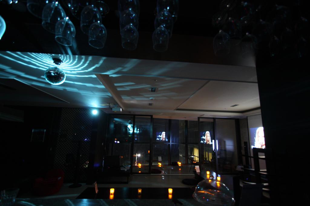 Pale De Cz Lct House Busan