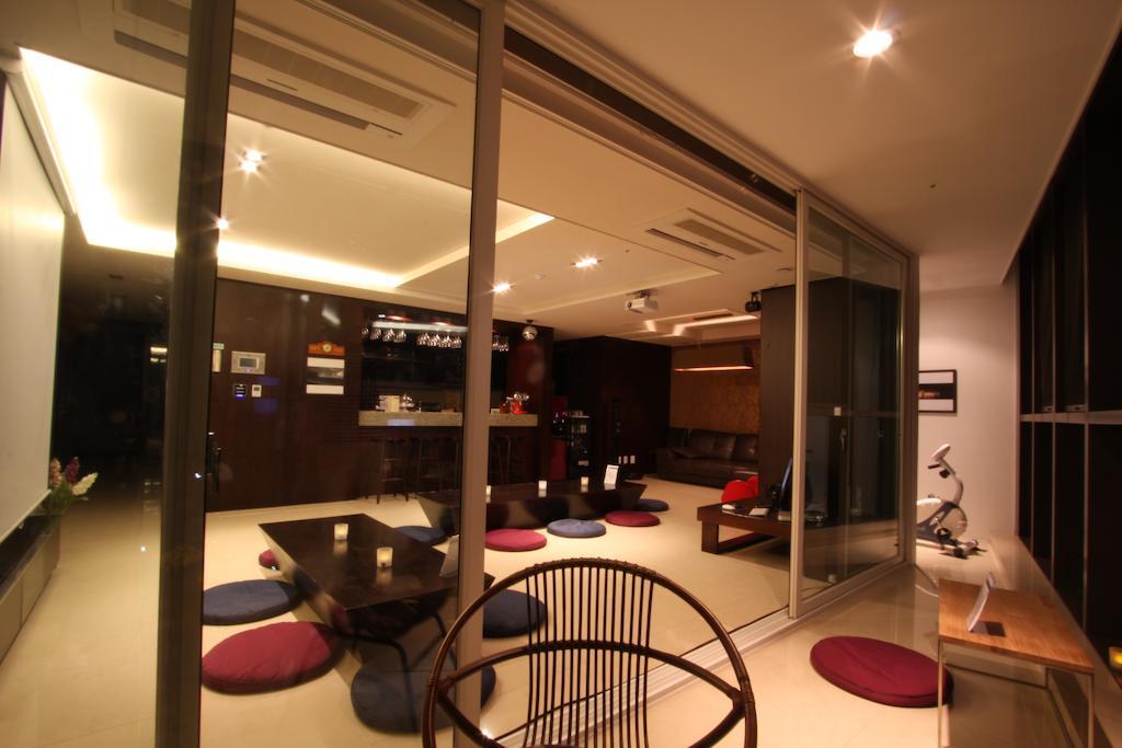Pale De Cz Lct House Apartment