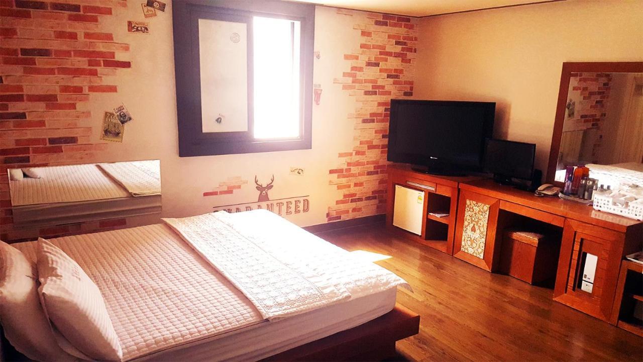 Hotel Castle 2*