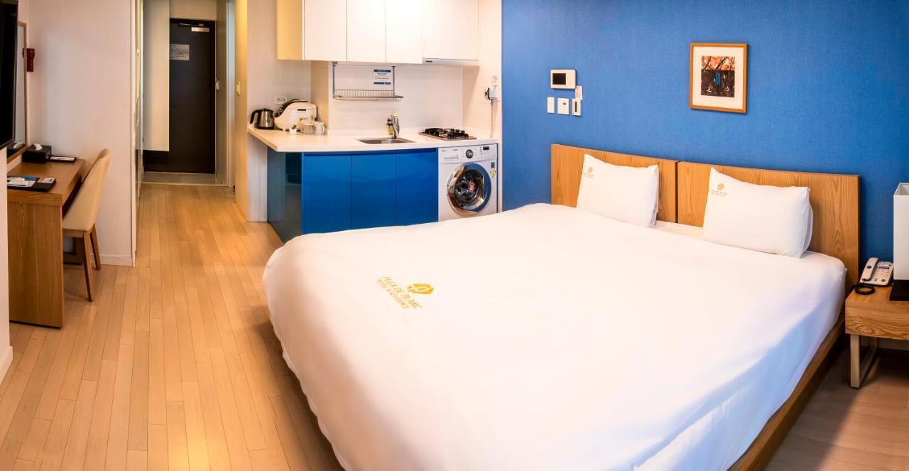 Plea De Blanc & Hotel
