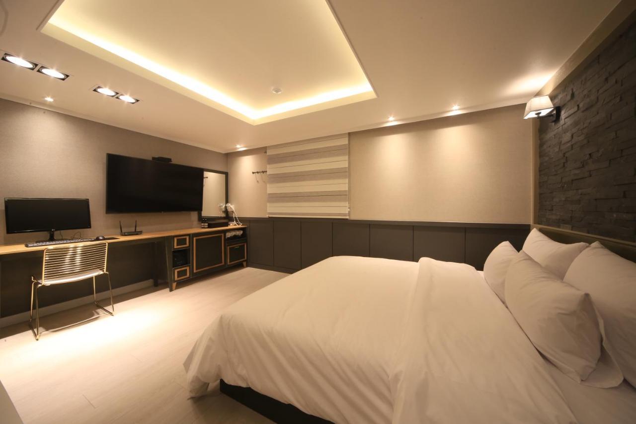 Cheese 3* Busan