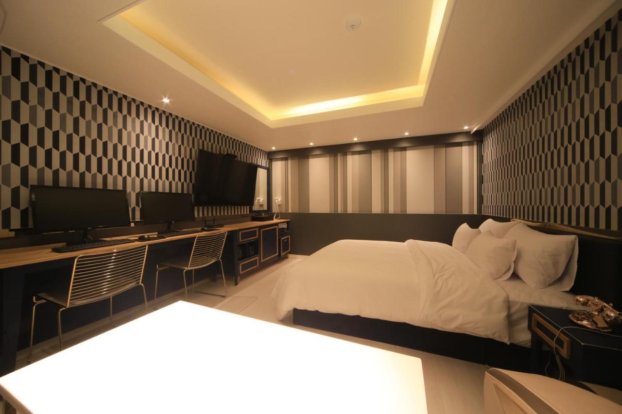 Hotel Cheese 3*